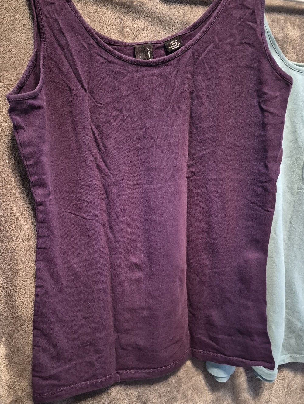 M Basic Layering Tanks - Picture 4 of 7